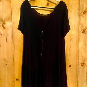 Loose fit flows Black Midi Dress